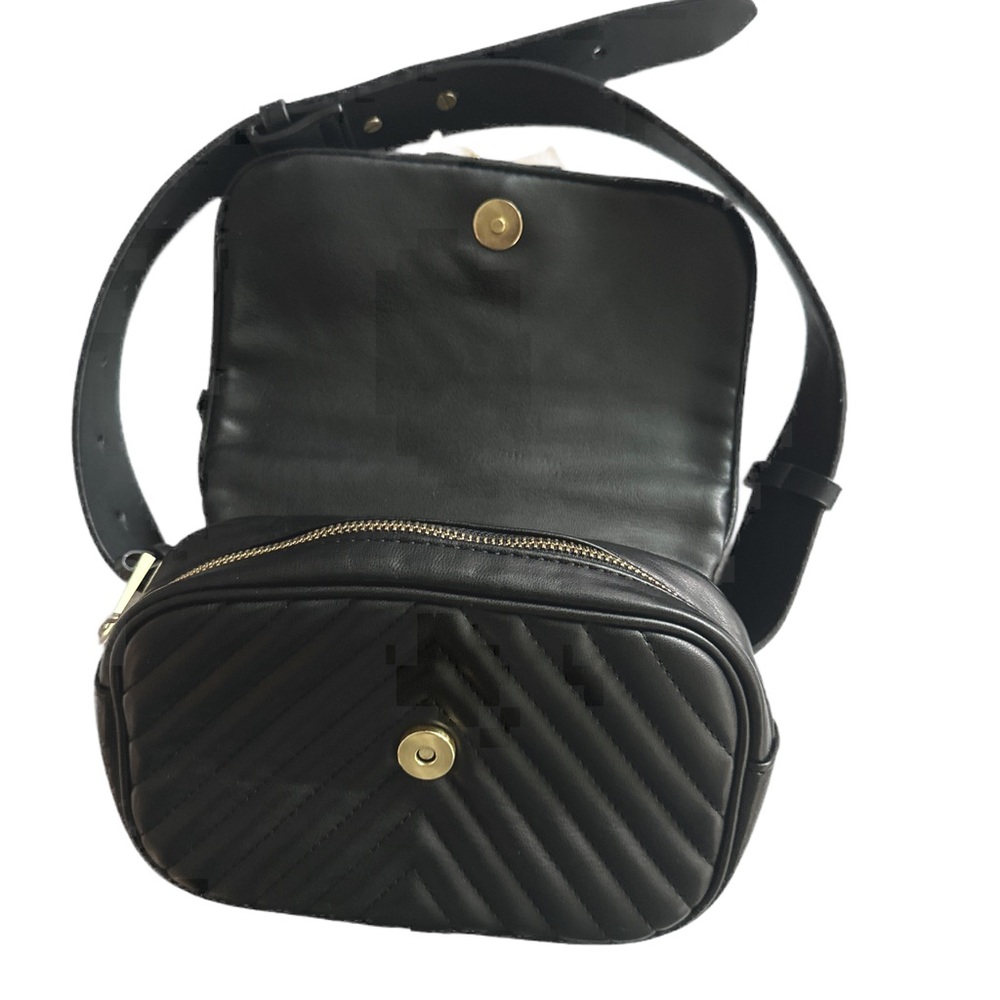 Zara Basics Faux Leather Crossbody - Picture 5 of 8